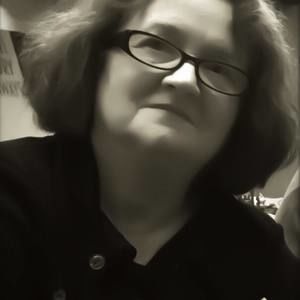 Meet your Posher, Janet